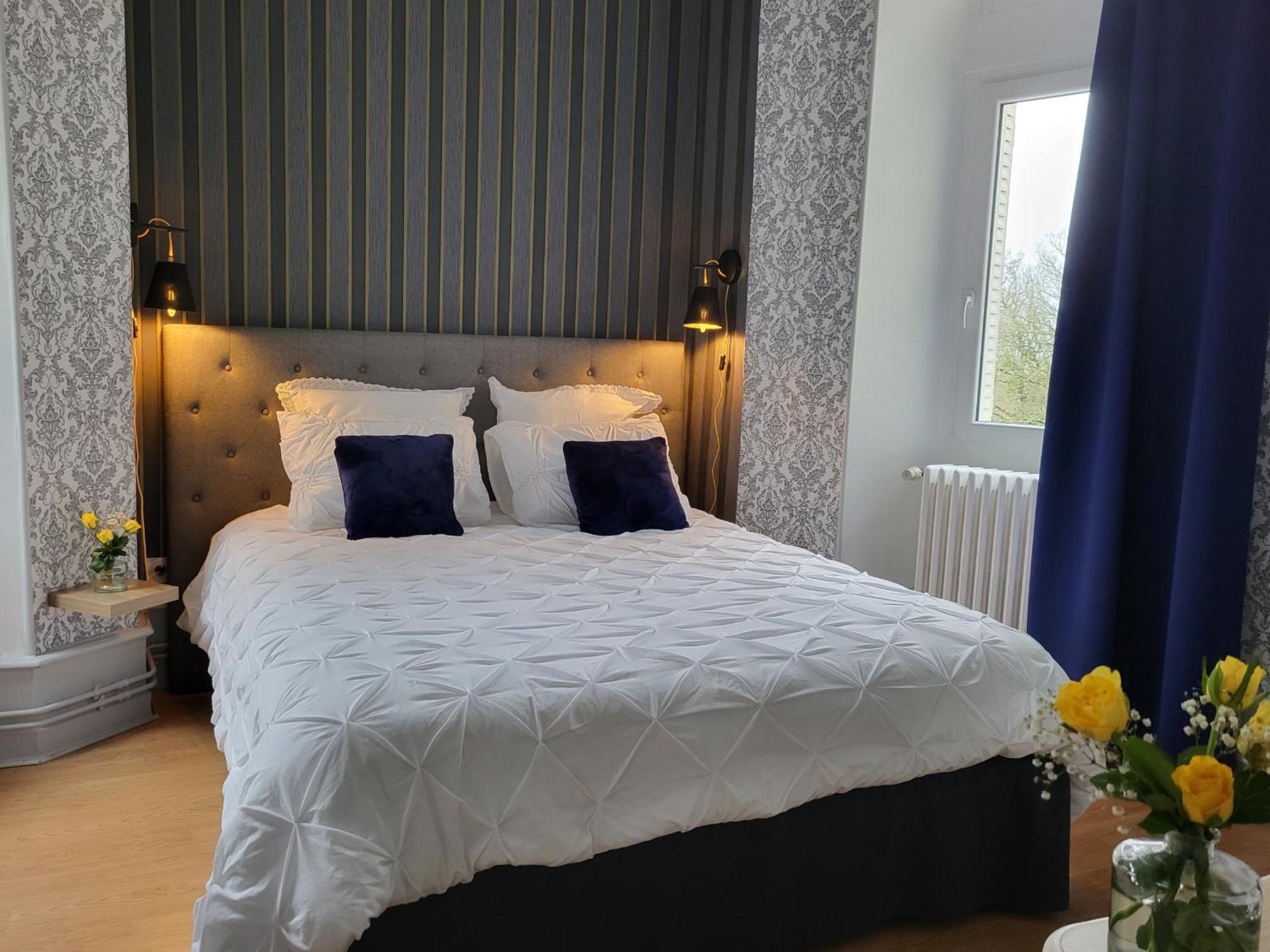 Sejour De Charme Au Chateau Avec Petit-Dejeuner Et Parking - Fr-1-591-705 Cluis Exteriör bild